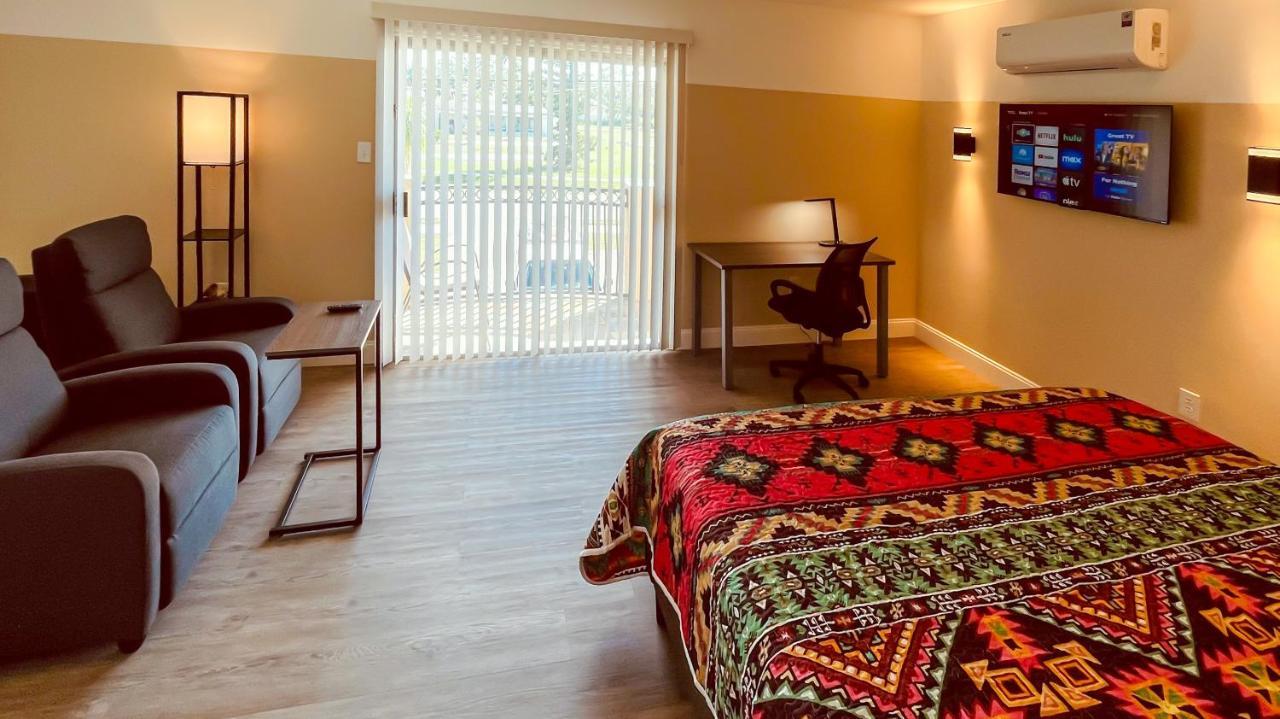 White Orchid Apartments Fort Myers Exterior foto